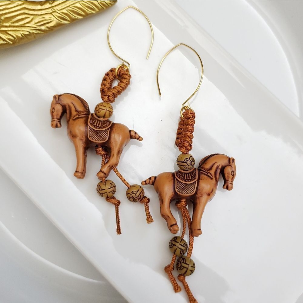 FP Flowing Mane Earrings